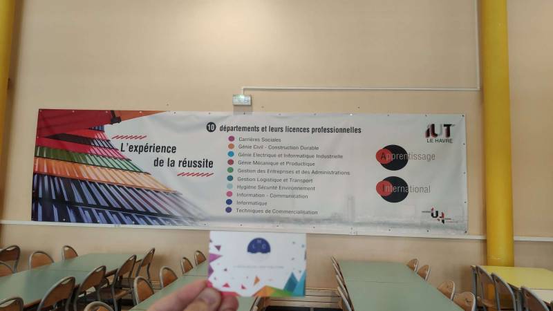 Banderole personnalisée Etretat 76