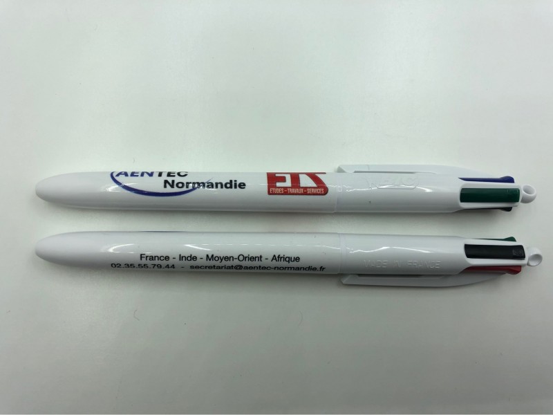 Stylos quatre couleurs personnalisés